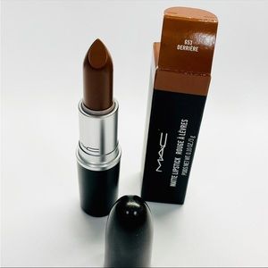 MAC Derriere Lipstick